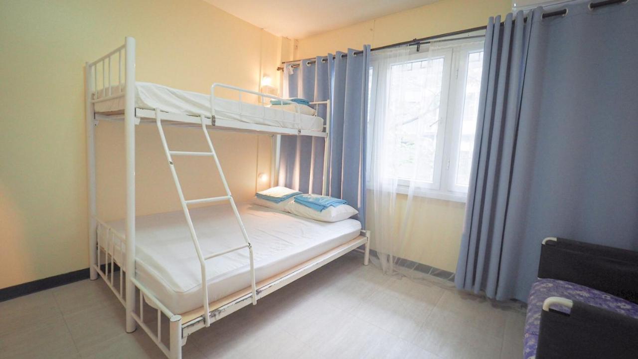 I-Sleep Silom Hostel Bangkok Zewnętrze zdjęcie