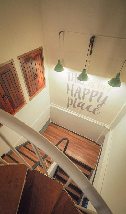 I-Sleep Silom Hostel Bangkok Zewnętrze zdjęcie
