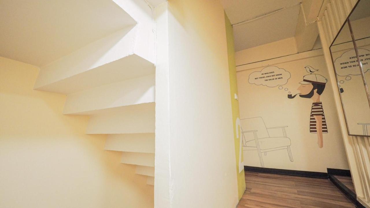 I-Sleep Silom Hostel Bangkok Zewnętrze zdjęcie