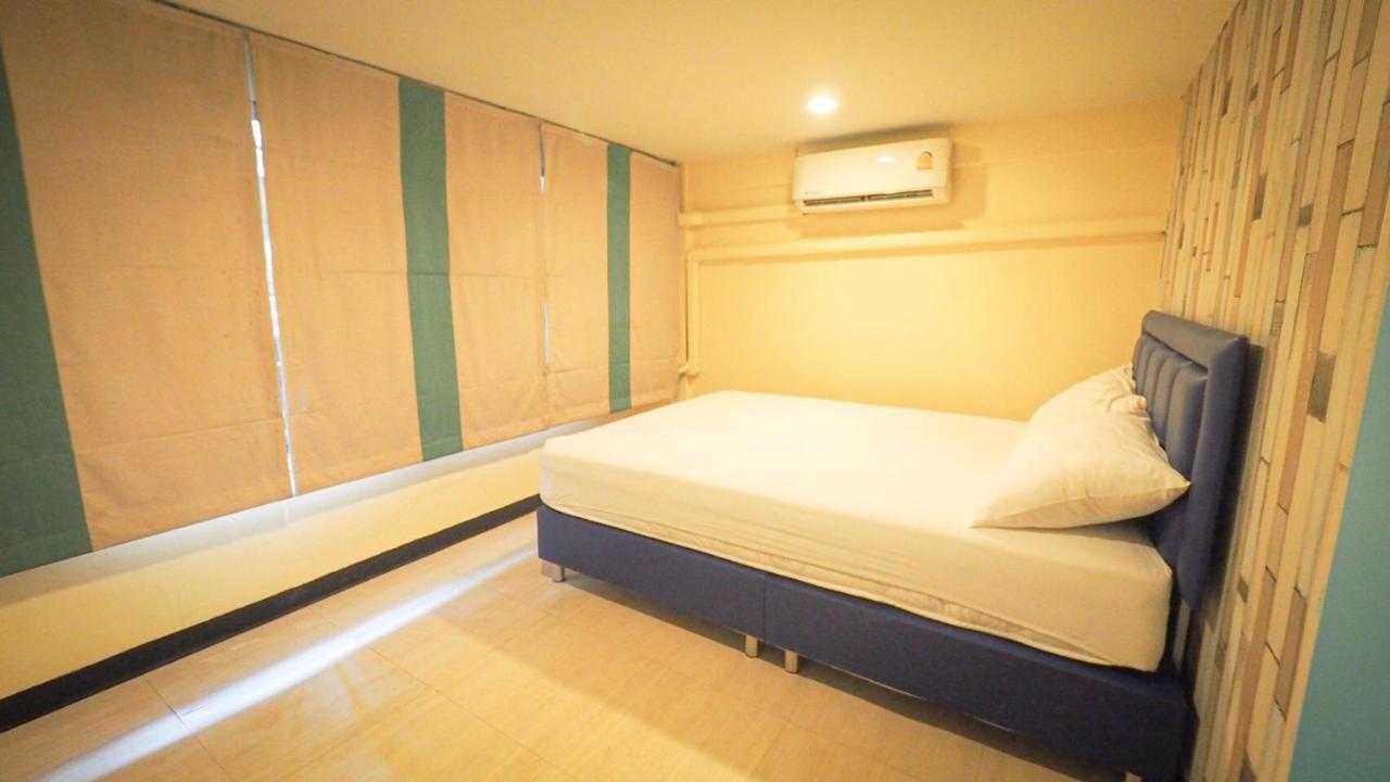 I-Sleep Silom Hostel Bangkok Zewnętrze zdjęcie
