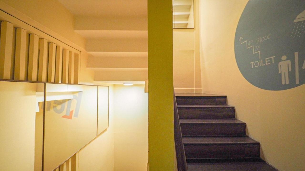 I-Sleep Silom Hostel Bangkok Zewnętrze zdjęcie