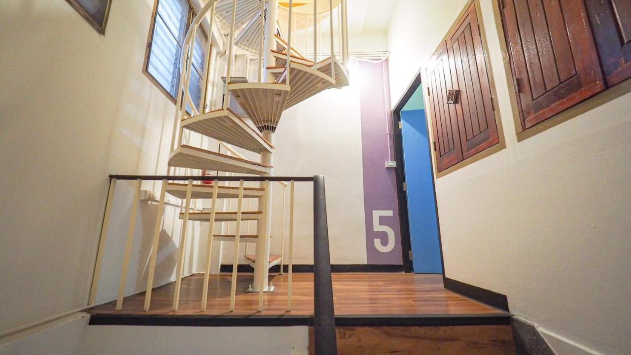 I-Sleep Silom Hostel Bangkok Zewnętrze zdjęcie