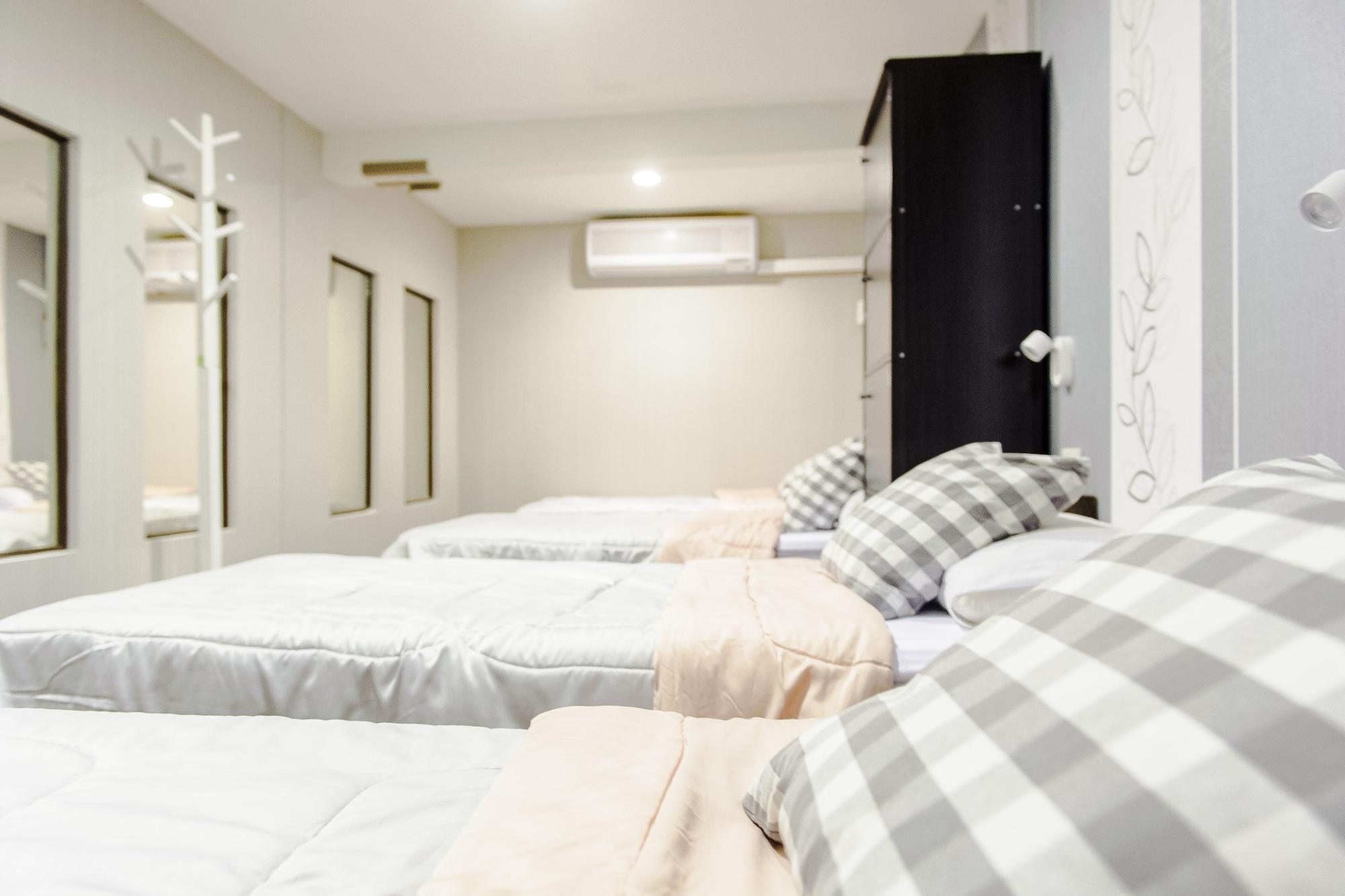 I-Sleep Silom Hostel Bangkok Zewnętrze zdjęcie
