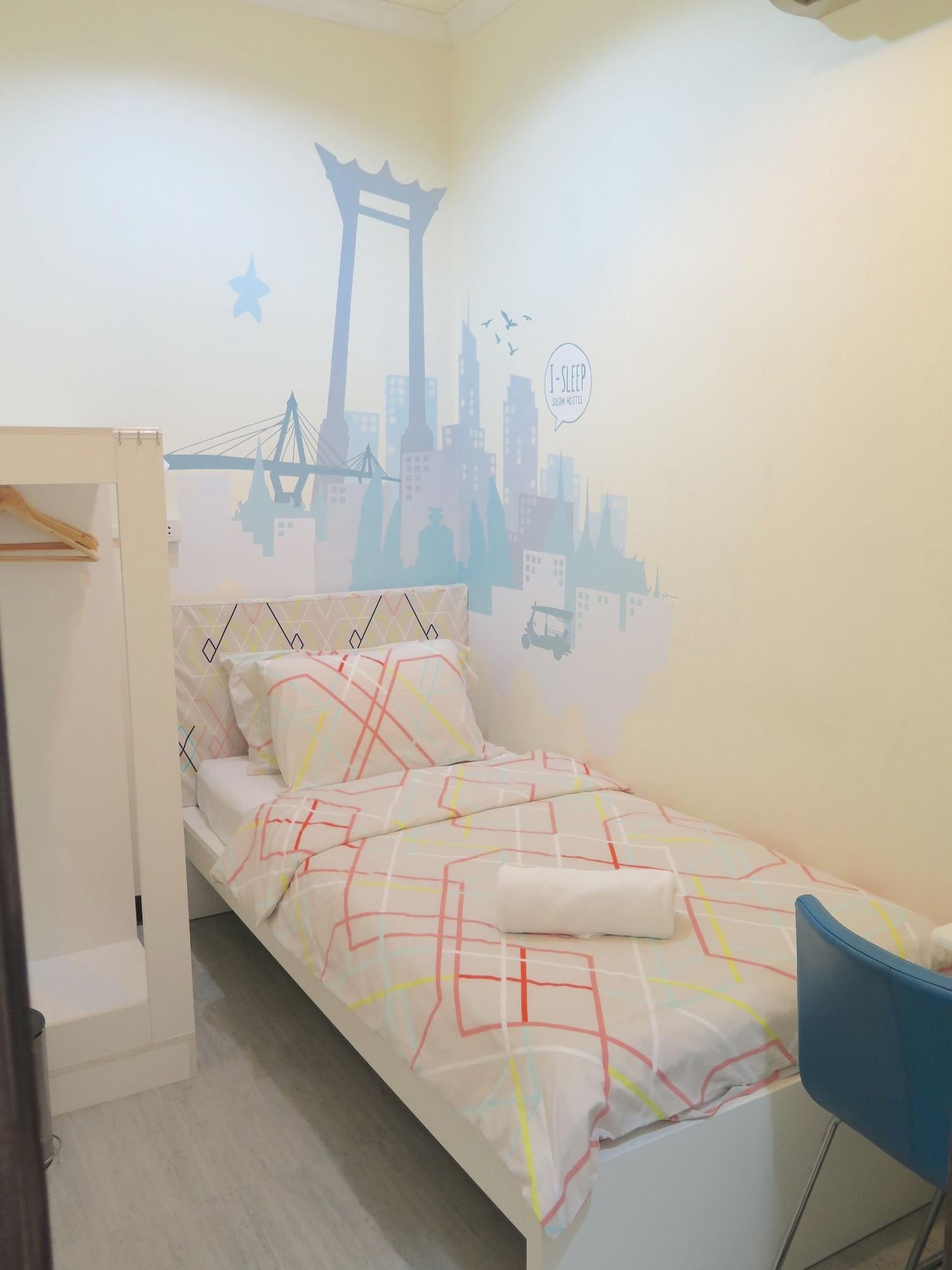 I-Sleep Silom Hostel Bangkok Zewnętrze zdjęcie