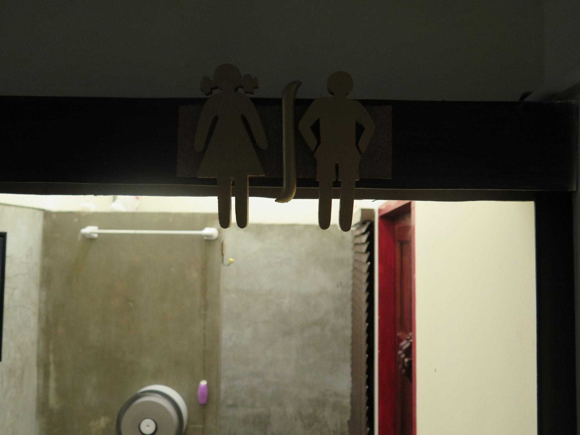 I-Sleep Silom Hostel Bangkok Zewnętrze zdjęcie