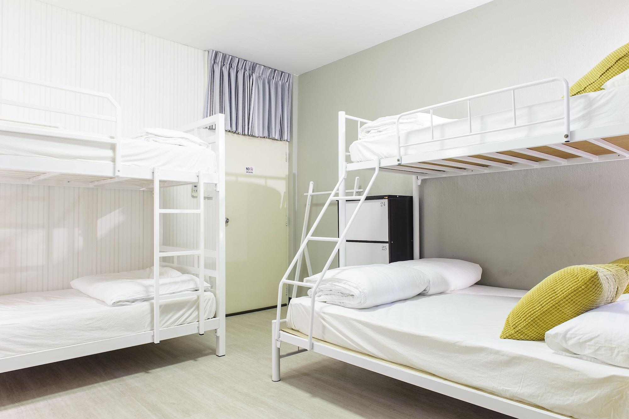 I-Sleep Silom Hostel Bangkok Zewnętrze zdjęcie