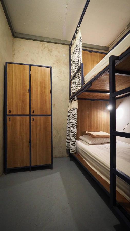I-Sleep Silom Hostel Bangkok Zewnętrze zdjęcie