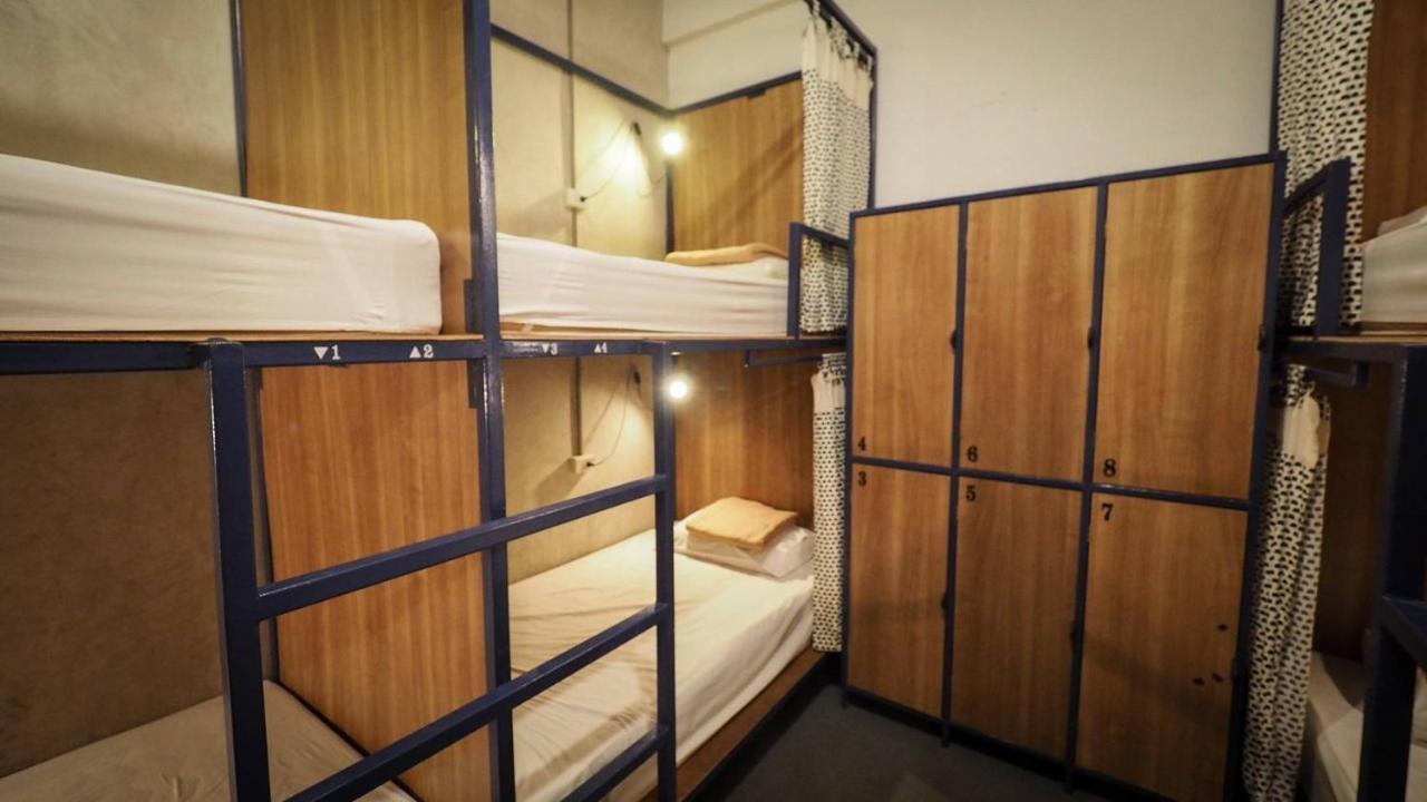 I-Sleep Silom Hostel Bangkok Zewnętrze zdjęcie